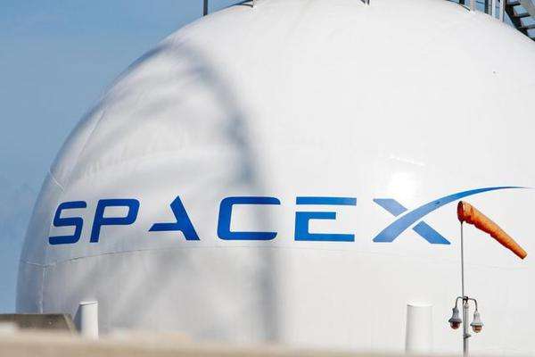 全球无缝覆盖！马斯克通过SpaceX星链卫星发布首条推特