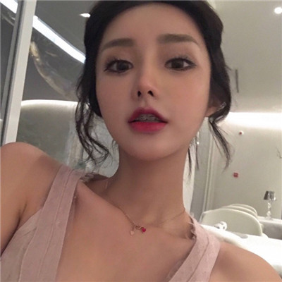 网红美女好看的女生头像2020 你对什么都不热爱果然孤独