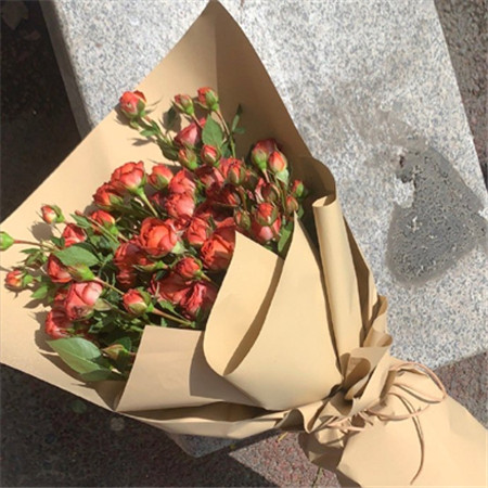 很有质感的ins风好看的鲜花花束图片 买花给你的人比花本身更浪漫