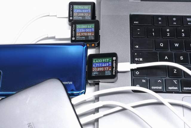 绿联200W桌面充评测：无线桌面缔造者，六款设备同时充