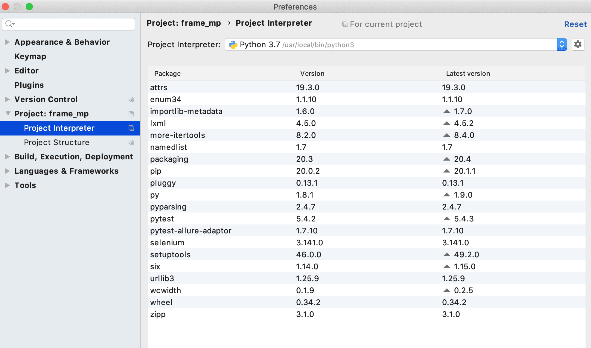 如何在mac版pycharm选择python版本